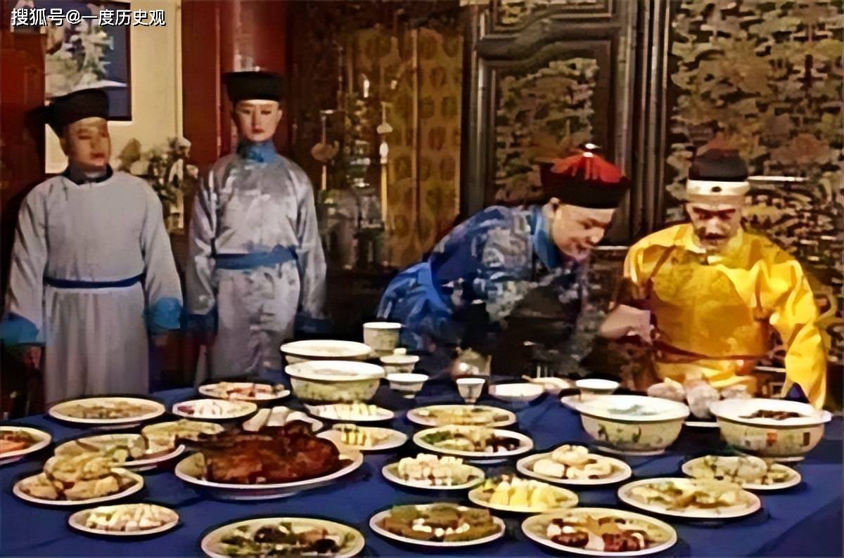 清朝那些皇帝,大年三十吃些什么?现代人恐怕有些吃不消