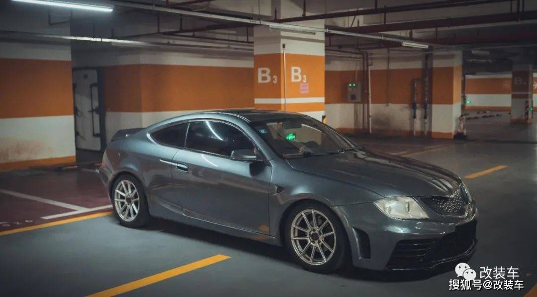 一万多的中华酷宝国产跑车改装后变身成妥妥的把妹利器