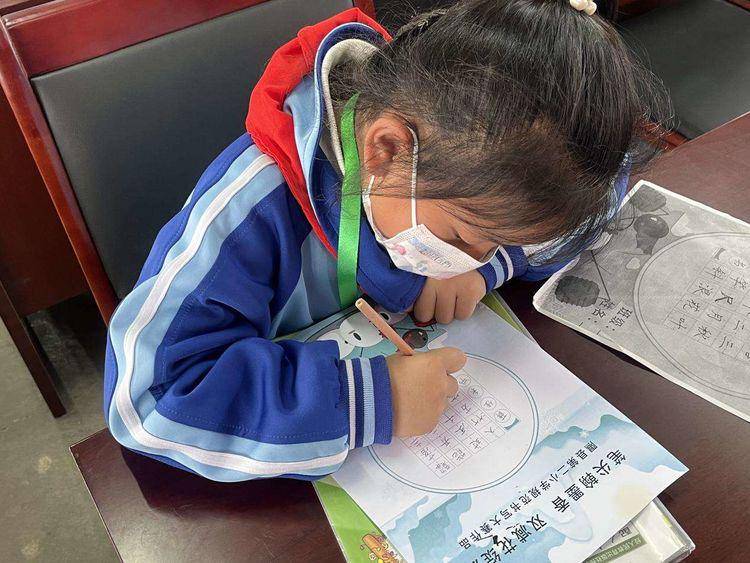 笔尖翰墨香双减花绽放隰县第二小学举行规范书写大赛