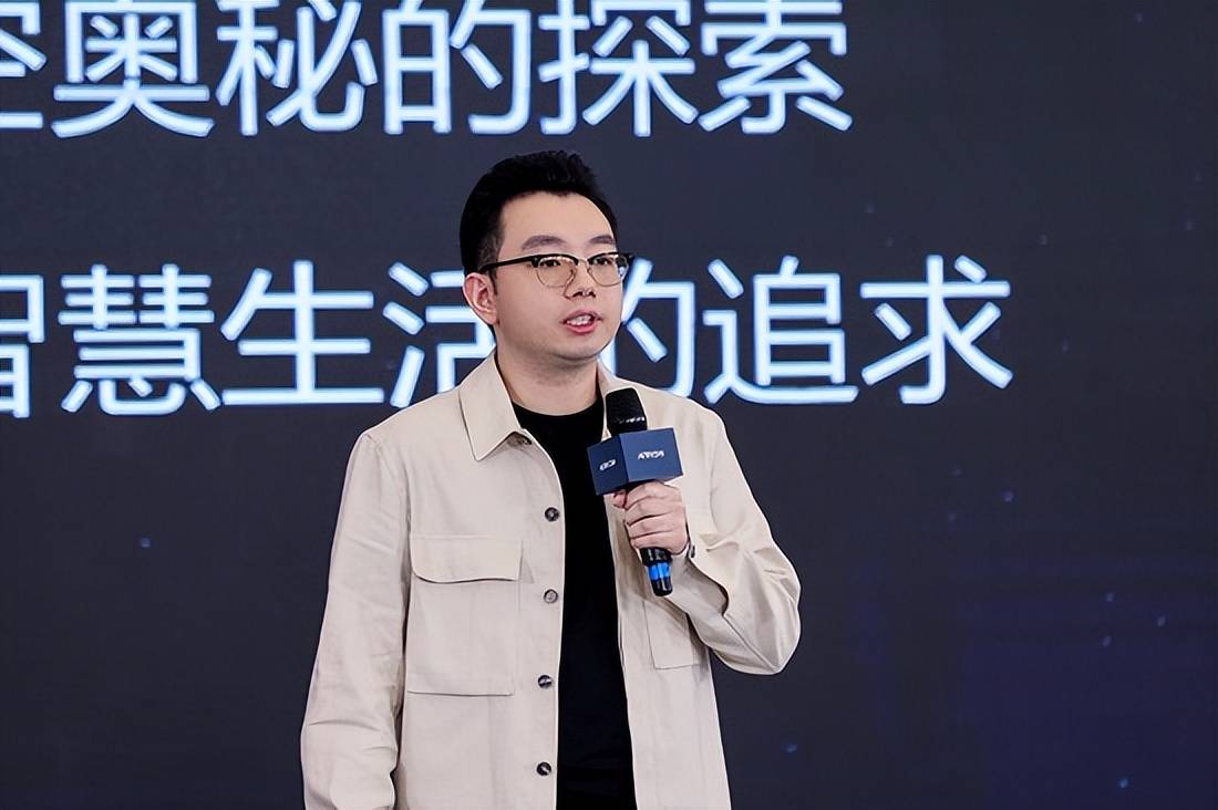 箭牌家居集团董事,副总经理谢炜从航天精神的探索,分享了箭牌对智慧