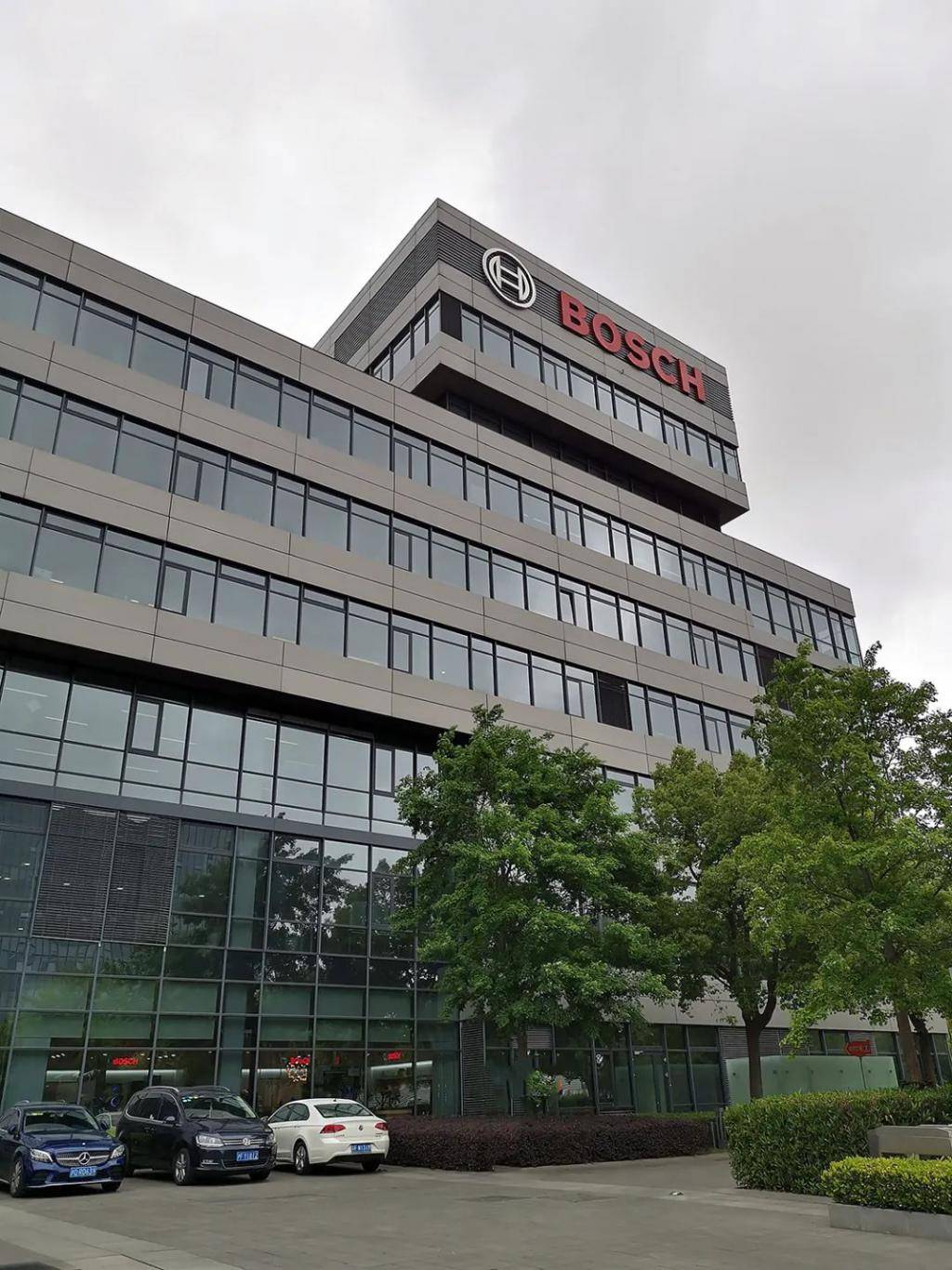 而最近上海防疫景况严峻,总部位于上海的博世中国自然也受到影响