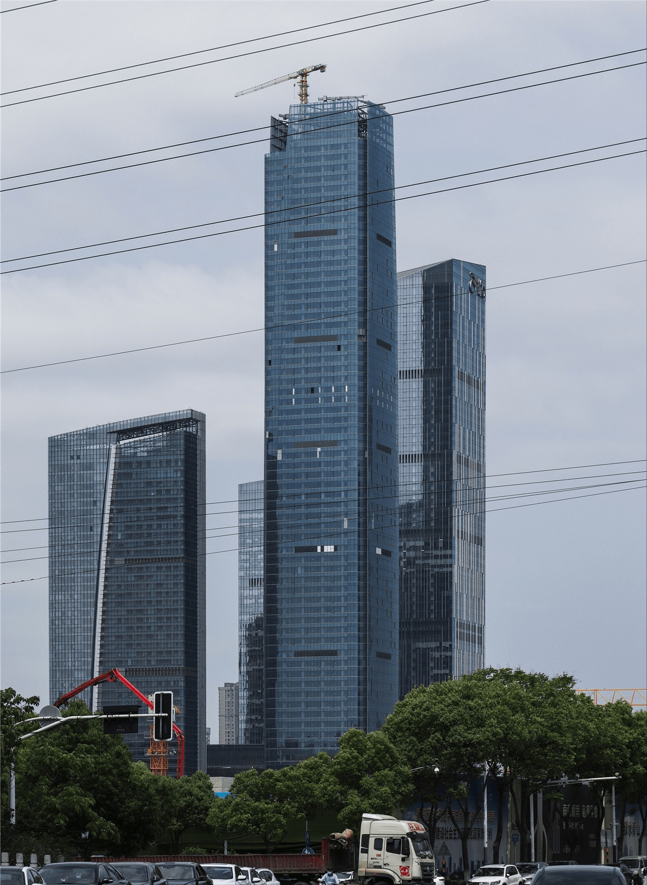 高3265米南京又添一座摩天楼德基世贸中心即将建成
