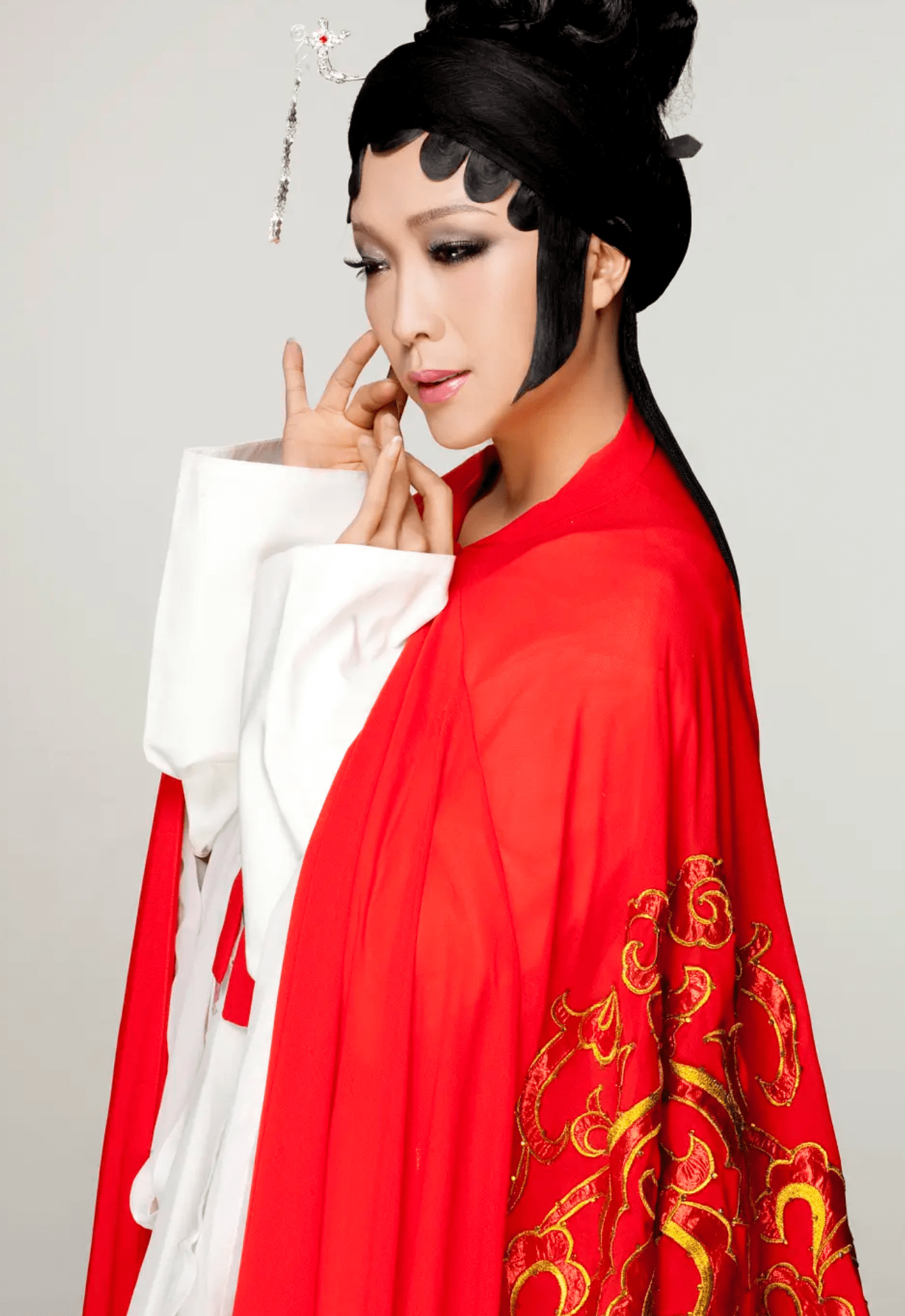 原创李玉刚的励志人生和他生命中爱过的一个重要女人