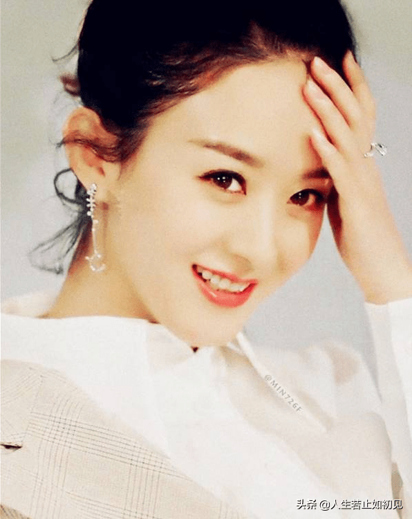 原创女明星笑容杀赵丽颖呆萌刘诗诗豪放看到杨紫女神幻灭