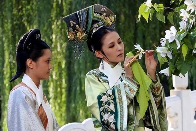 原创甄嬛传叶澜依是最爱果郡王的女人其实她根本不懂爱情