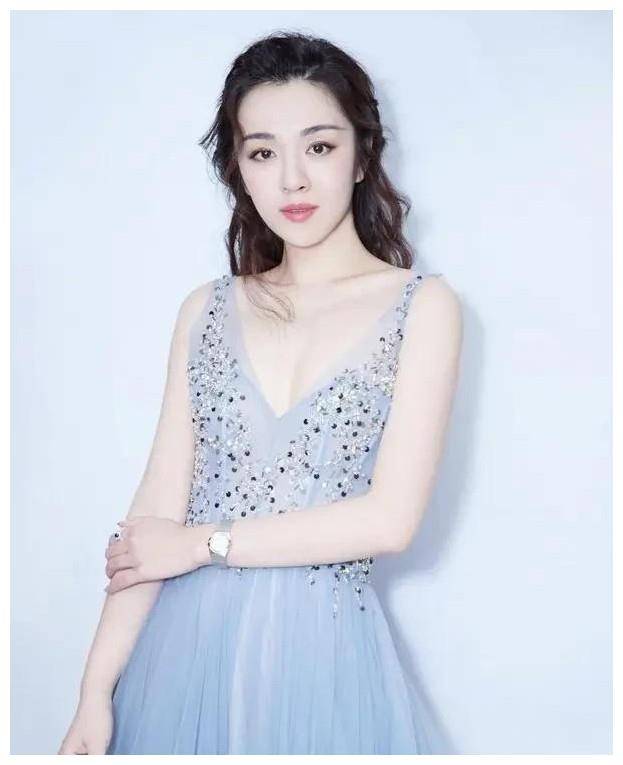 原创31岁王晓晨好丰满穿衣放肆尺度大性感撩人好狂野