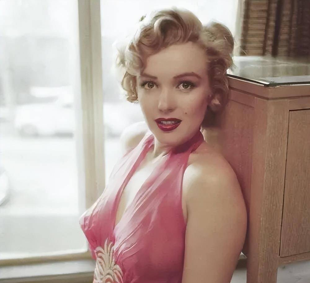 导演自爆颠覆性创作构思:这部影片将"冒犯所有人"_安德鲁_电影_monroe