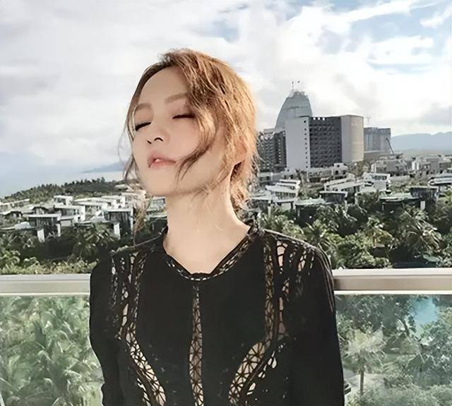 原创被母亲抹黑，39岁未婚，张韶涵如今嫁人了吗