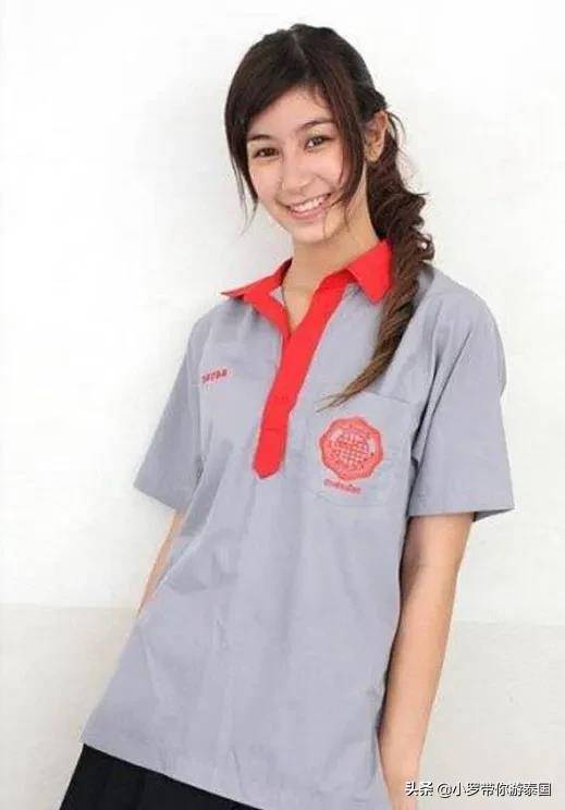 原创盘点国外人气明星中学时期的青春靓照你都认识她们吗