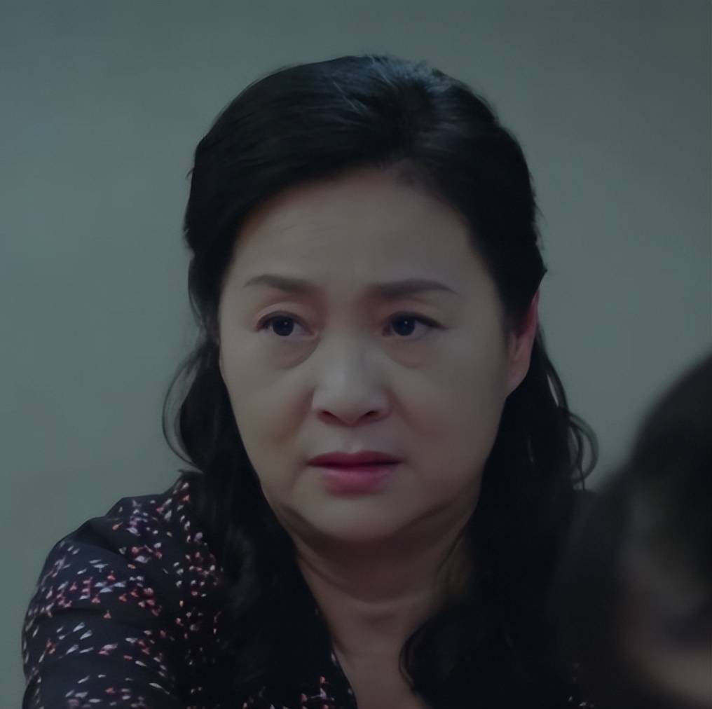 很高的演员,在上个世纪孟秀曾经参演过《渴望》,在电视剧中饰演大刘燕
