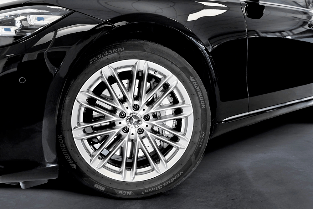 为什么豪车都认定这个轮胎品牌