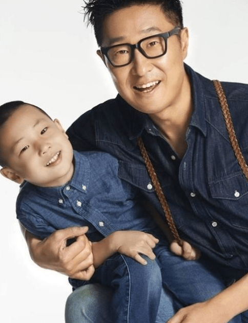 原创谁还记得林永健女儿吗我们吐槽她丑外国人却将她捧成女神