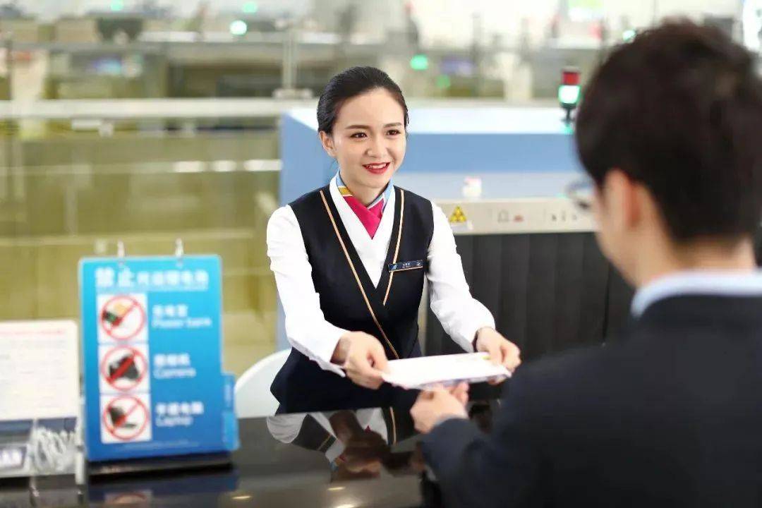 【山东空中乘务专业招生】空乘专业未来发展趋势大揭秘!