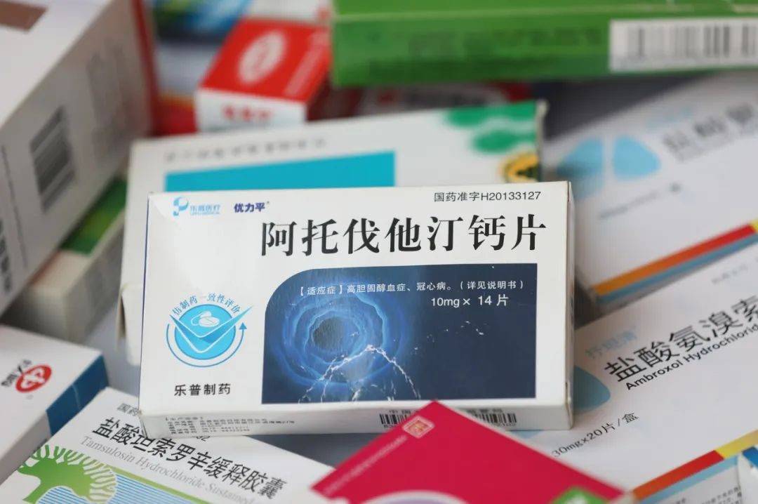 阿托伐他汀、瑞舒伐他汀，降脂谁更强？