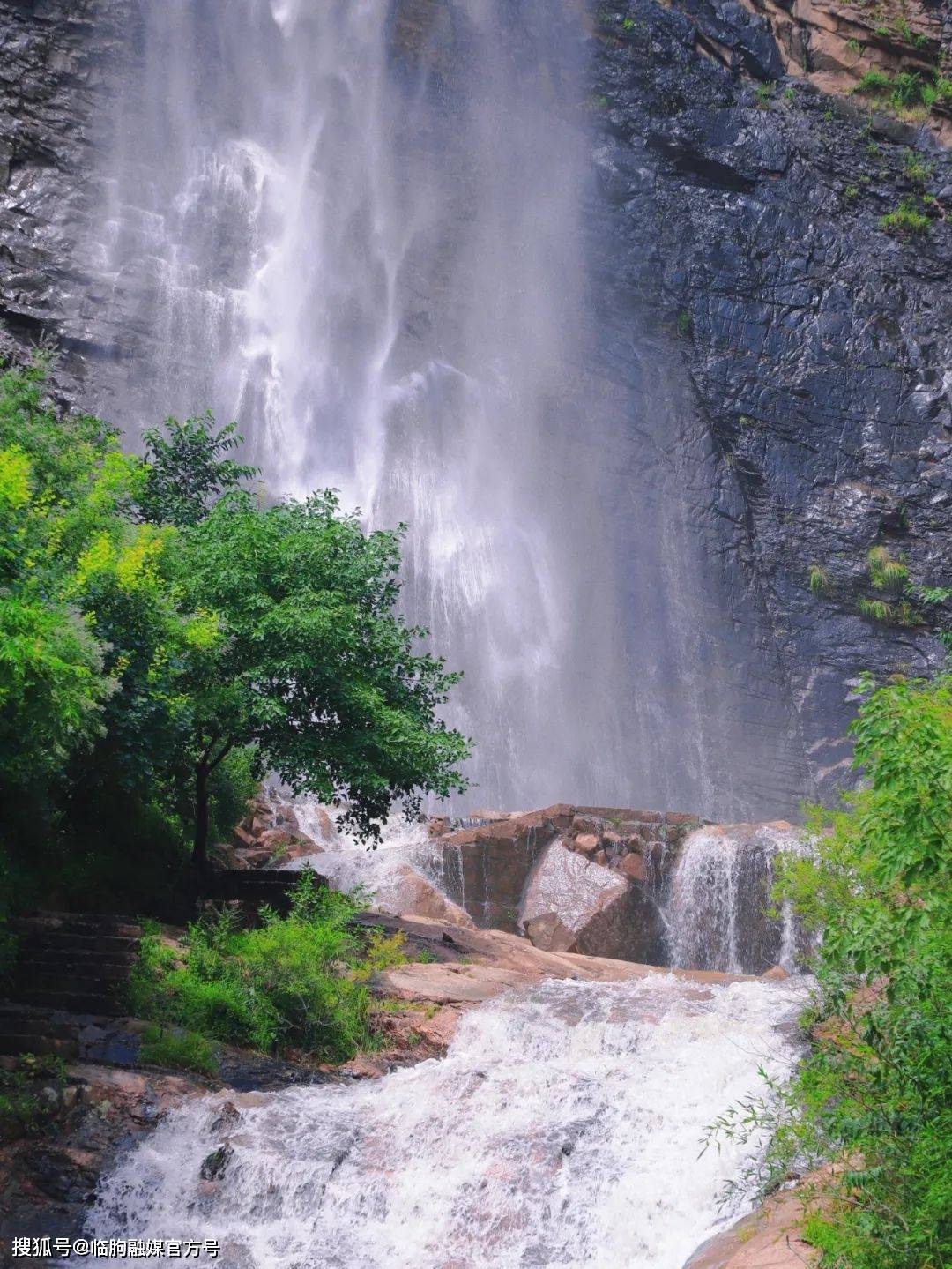 山東臨朐沂山風景區的初夏色彩居然這麼美