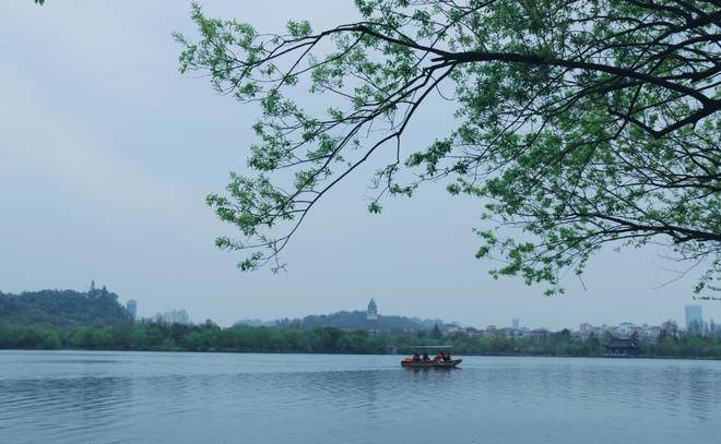 杭州湘湖山水风景满屏治愈系画风，远离嘈杂喧闹，幽静如仙境！