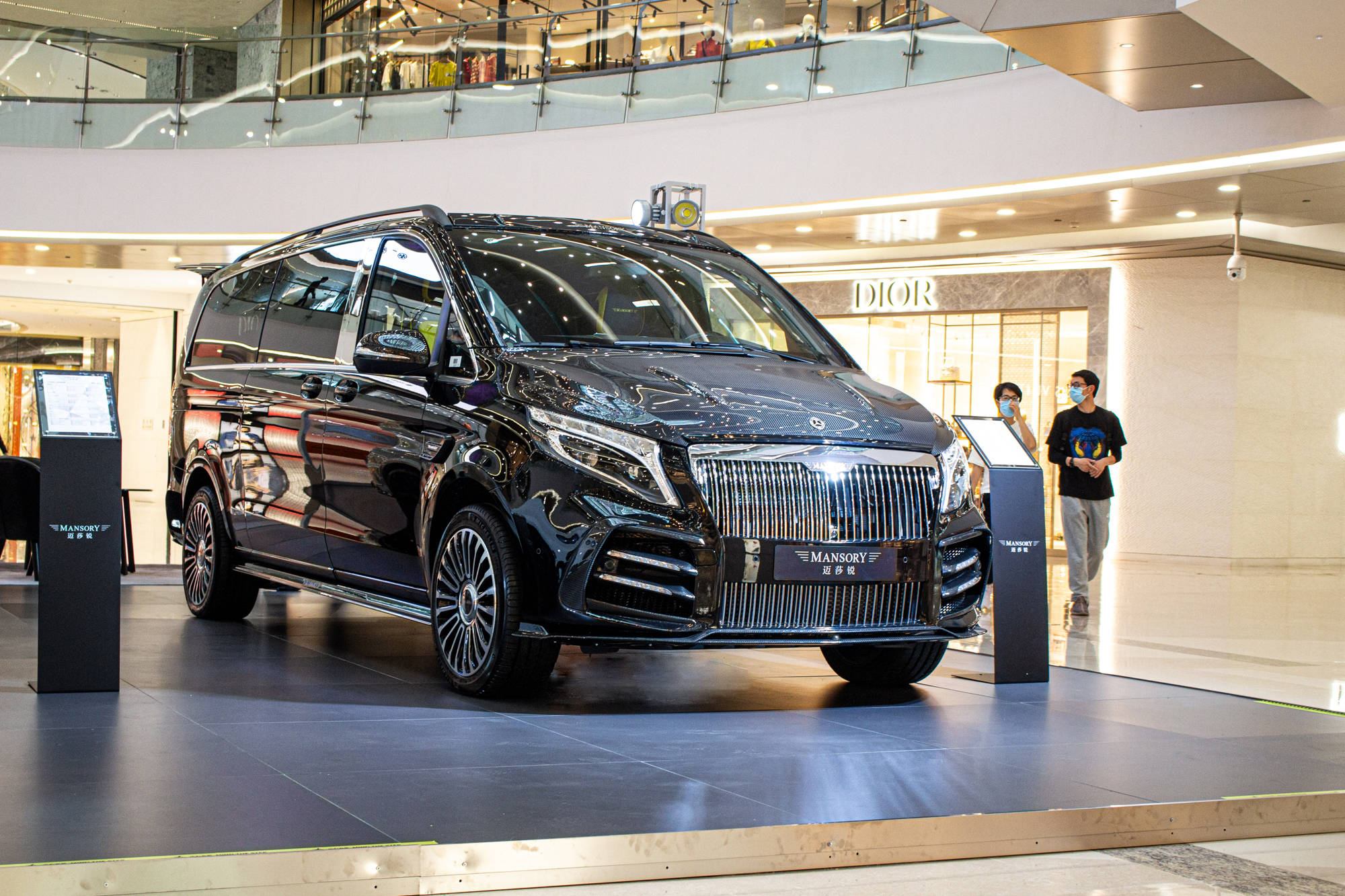 520情定杭州万象城 mansory迈莎锐全新改装车型全国首发_搜狐汽车