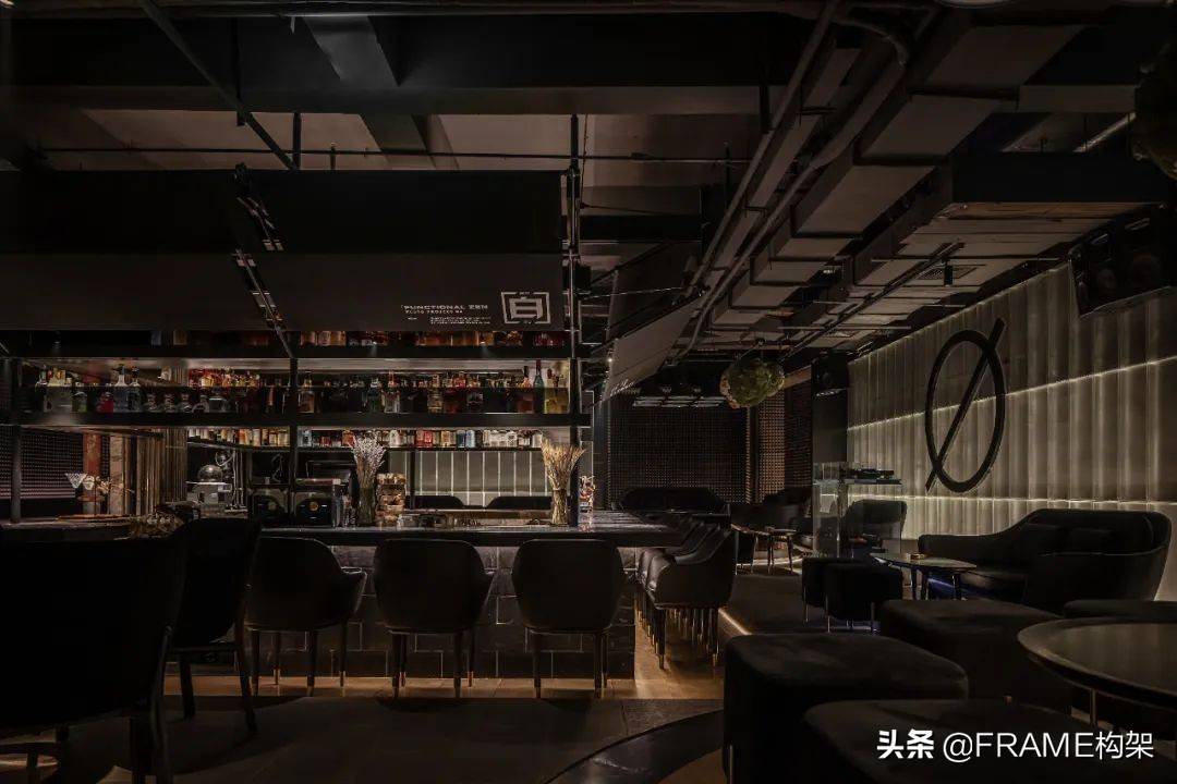 对话PLUTO孙东昊丨咖啡与酒，都市年轻人的精神燃料_酒吧_品牌_消费