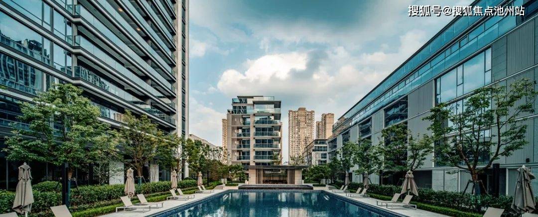 【官网】成都绿城凤起朝鸣售楼处电话400—100—1299转5555备案价24