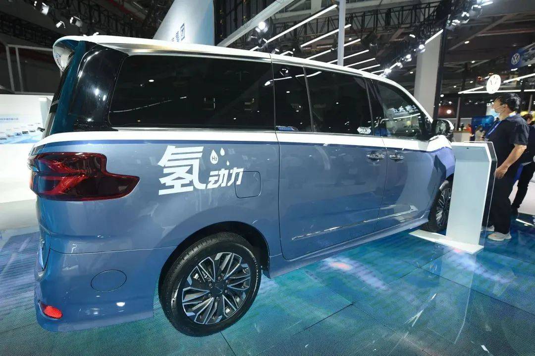 德威_亏损_公司