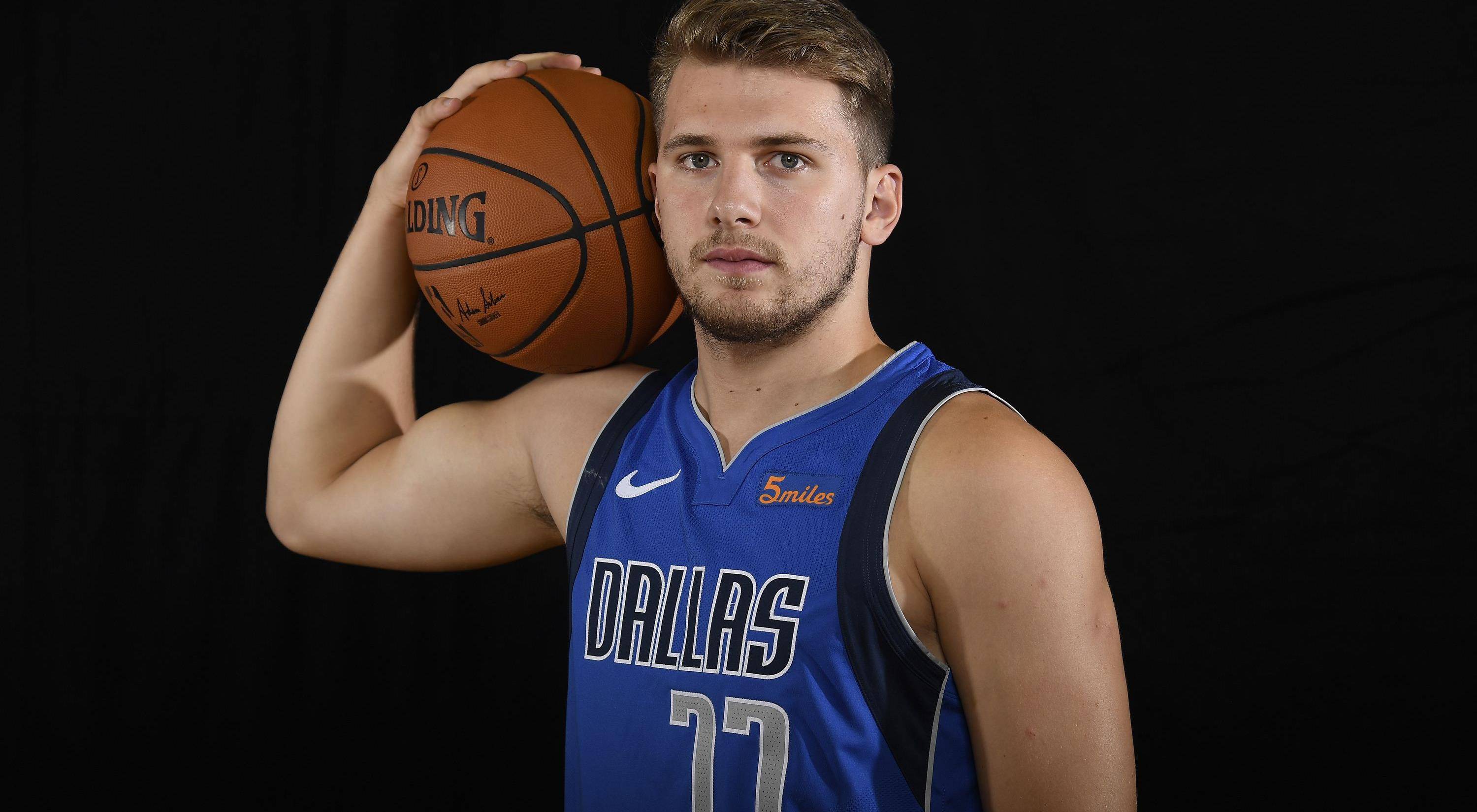 卢卡·东契奇,未来第一人的优点与缺陷,该如何提升?_东子_防守_独行侠