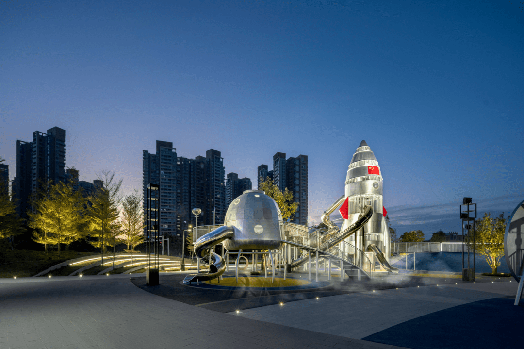 花都致岭星际广场灯光设计项目_游乐_空间_星辰