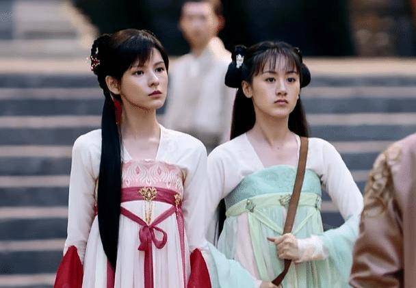 原创张予曦才是琉璃现实中的女主袁冰妍和她谁发展的更好