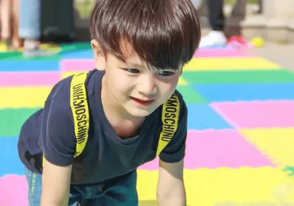 盘点6季《爸爸去哪儿》萌娃,网友:最想把jasper和安