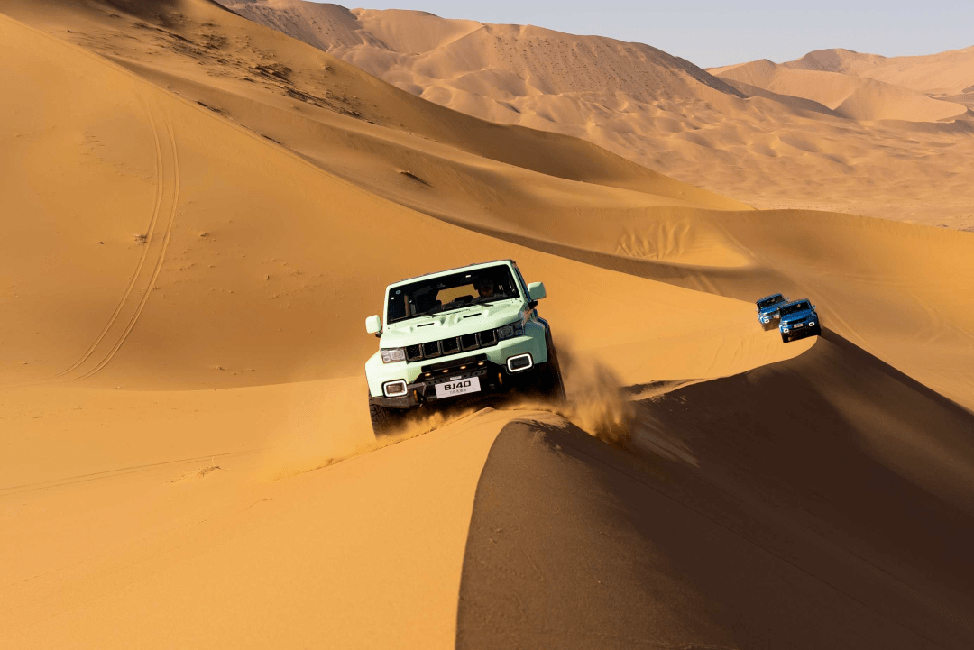 千里奔袭领五绝风情 Bj40刀锋英雄柴油版素车战珠峰 搜狐汽车 搜狐网 千里奔袭领五绝风情 Bj40刀锋英雄柴油版素车战珠峰 搜狐汽车 搜狐网