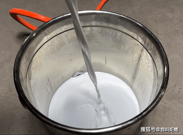 Kaiyun 开云“全新换代的升级” 轻质型复合白油最新厨房烧火神器