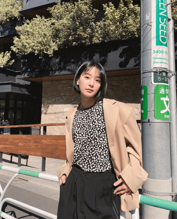 ins时尚麻豆momottiiii甜盐系短发girl日常穿搭分享