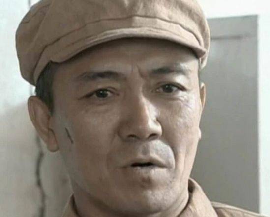 《亮剑》唯一一次拍戏喝真酒,楚云飞揭秘原因,网友:敬业好演员_李幼斌