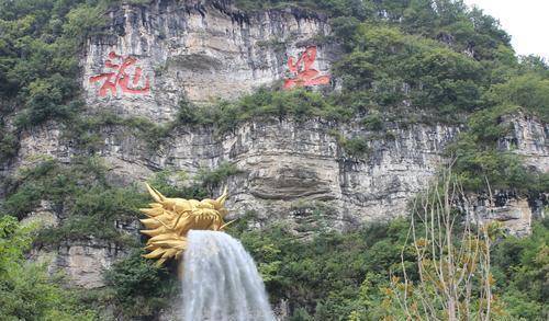 贵州一景点内奇葩景观，耗资巨大却被嘲讽像水龙头，非常壮观