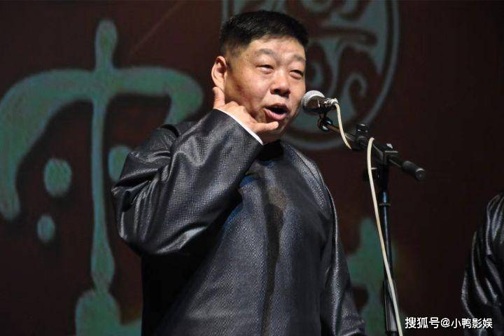 李鹤彪殴打记者,害德云社日损30多万,为何郭德纲说打的好?