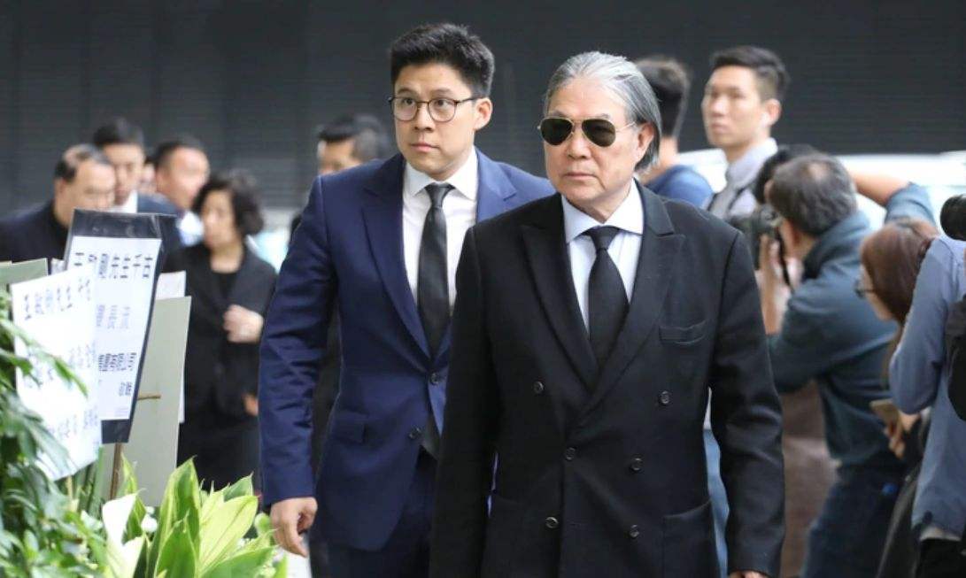 霍震霆真的喜欢何超英跟朱玲玲结婚前他喜欢的是女星陈思佳