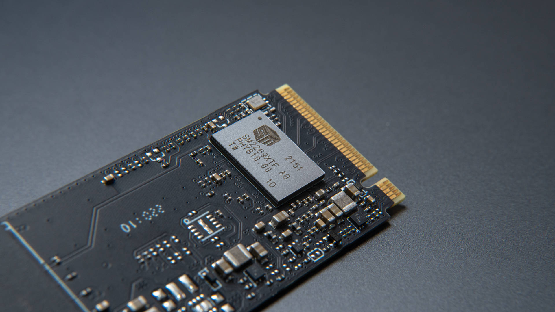 分秒必争疾速快传雷克沙nm760高速固态硬盘