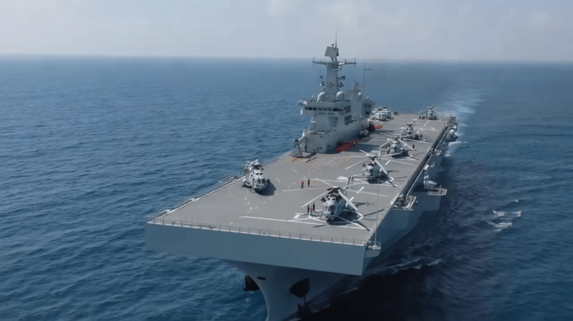 原创守卫祖国的万里海疆海南舰舰载机起降训练震撼画面曝光