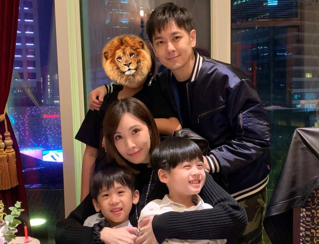 每次看到林志颖夫妇在社交平台晒出一家五口的同框全