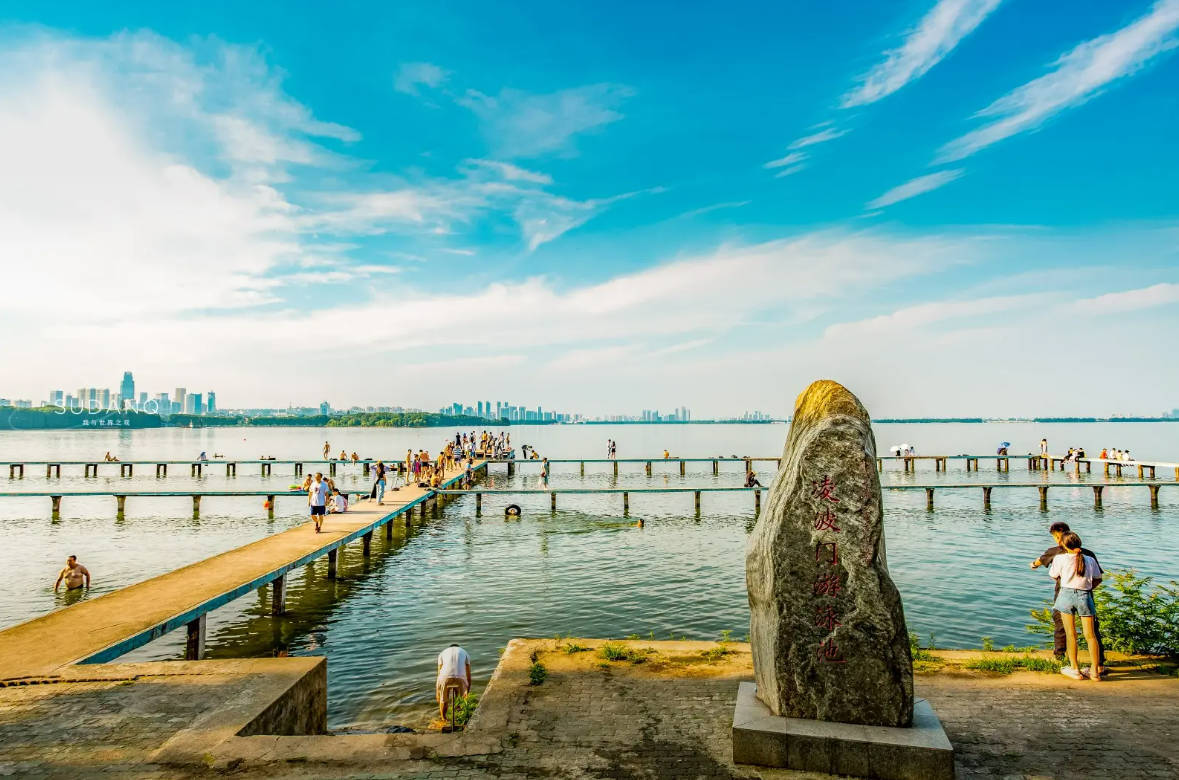 凌波门:那年夏天宁静的"海"_东湖_武汉人_栈桥
