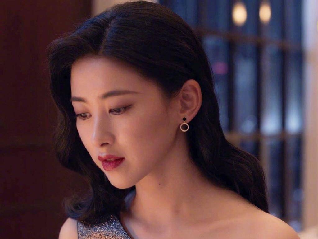 原创朱珠升级当妈宝宝可爱脸蛋曝光网友完美遗传