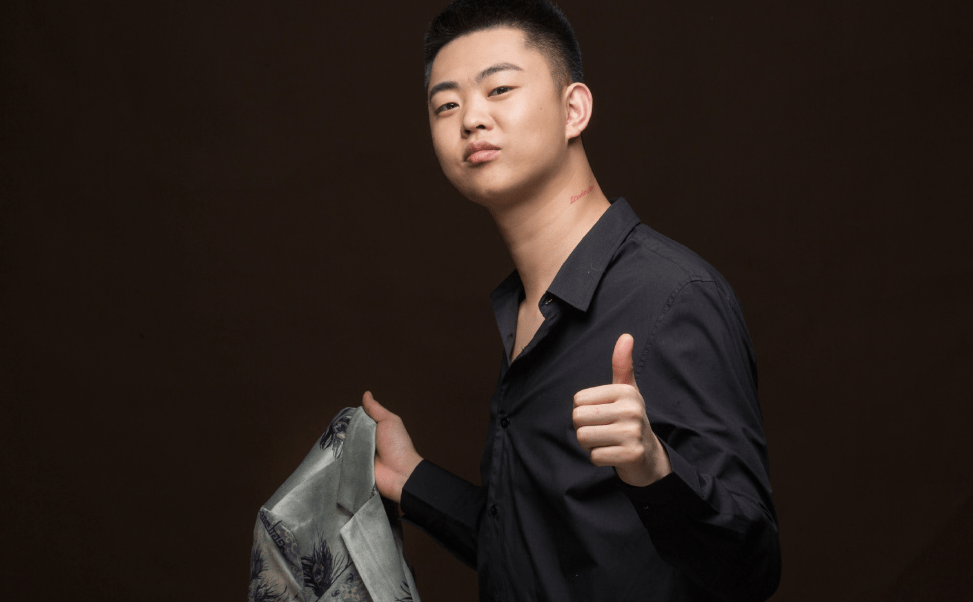 原创巴扎黑扎心平台各大网红已无人能与辛巴抗衡众人眼界太短