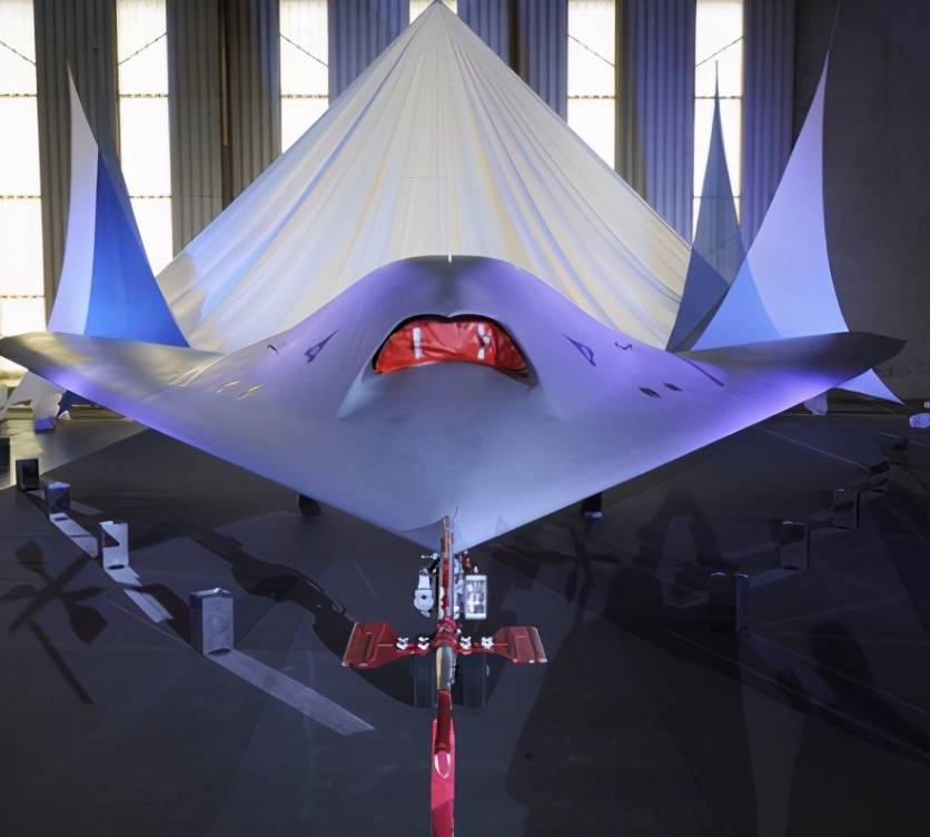 世界一流空中利器,欧洲强国的骄傲:法国神经元"无人隐身机有多强?