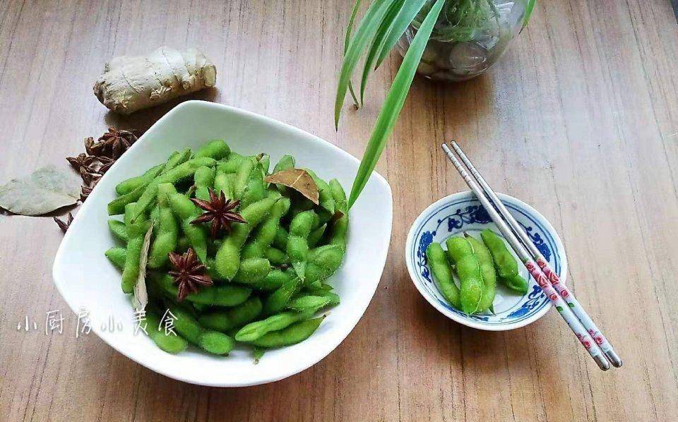 中秋家人團聚提前做好準備6道涼菜8道熱菜湊齊一桌菜