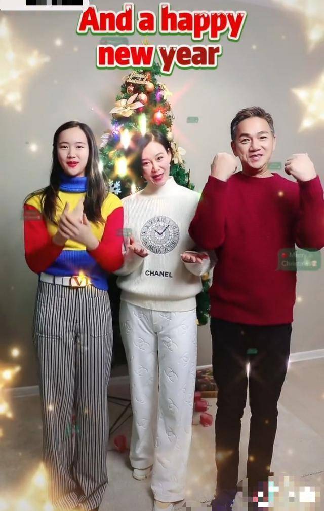 原创56岁骆达华称女儿为女朋友一家人出镜温馨女儿美貌瞩目