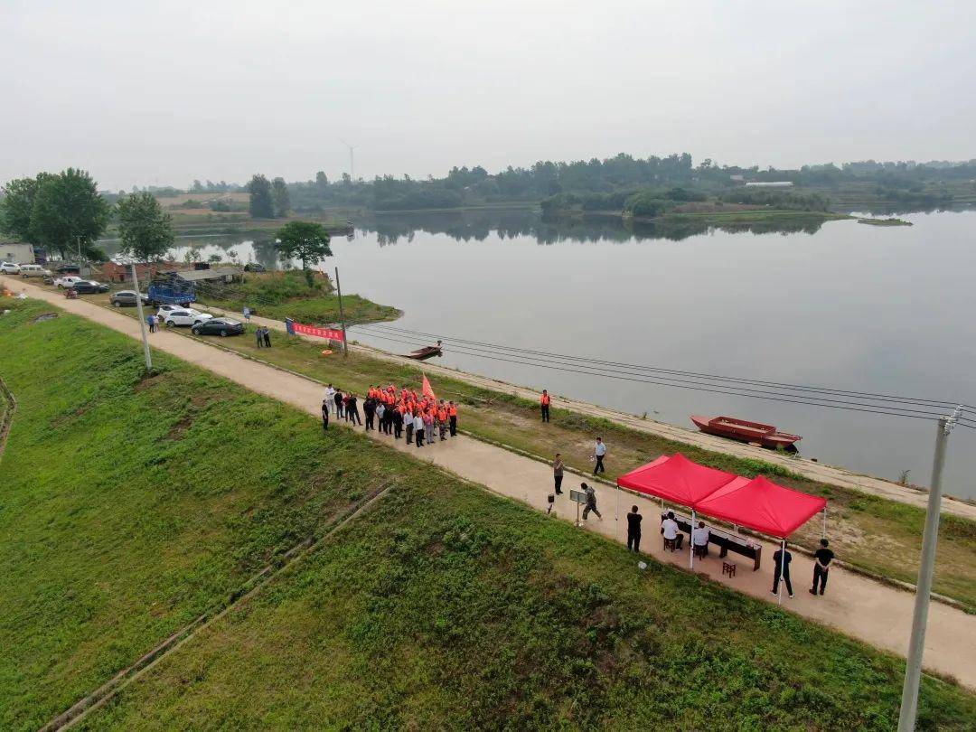 平桥区五里镇开展防汛应急演练