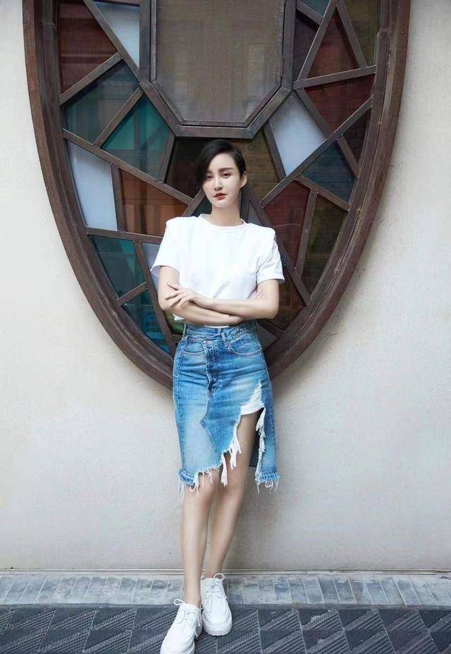 原创张歆艺减肥成功当她录节目扮白骨精造型美得让人不敢认