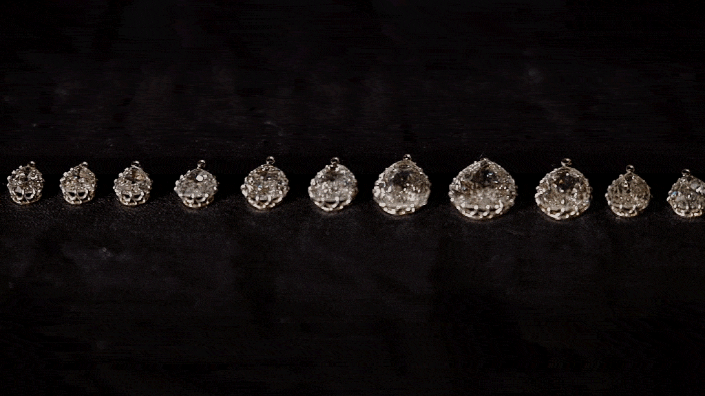 原创             200克拉钻石镶嵌，传承135年，这顶让主人升官发财的冠冕，下场竟然如此凄凉