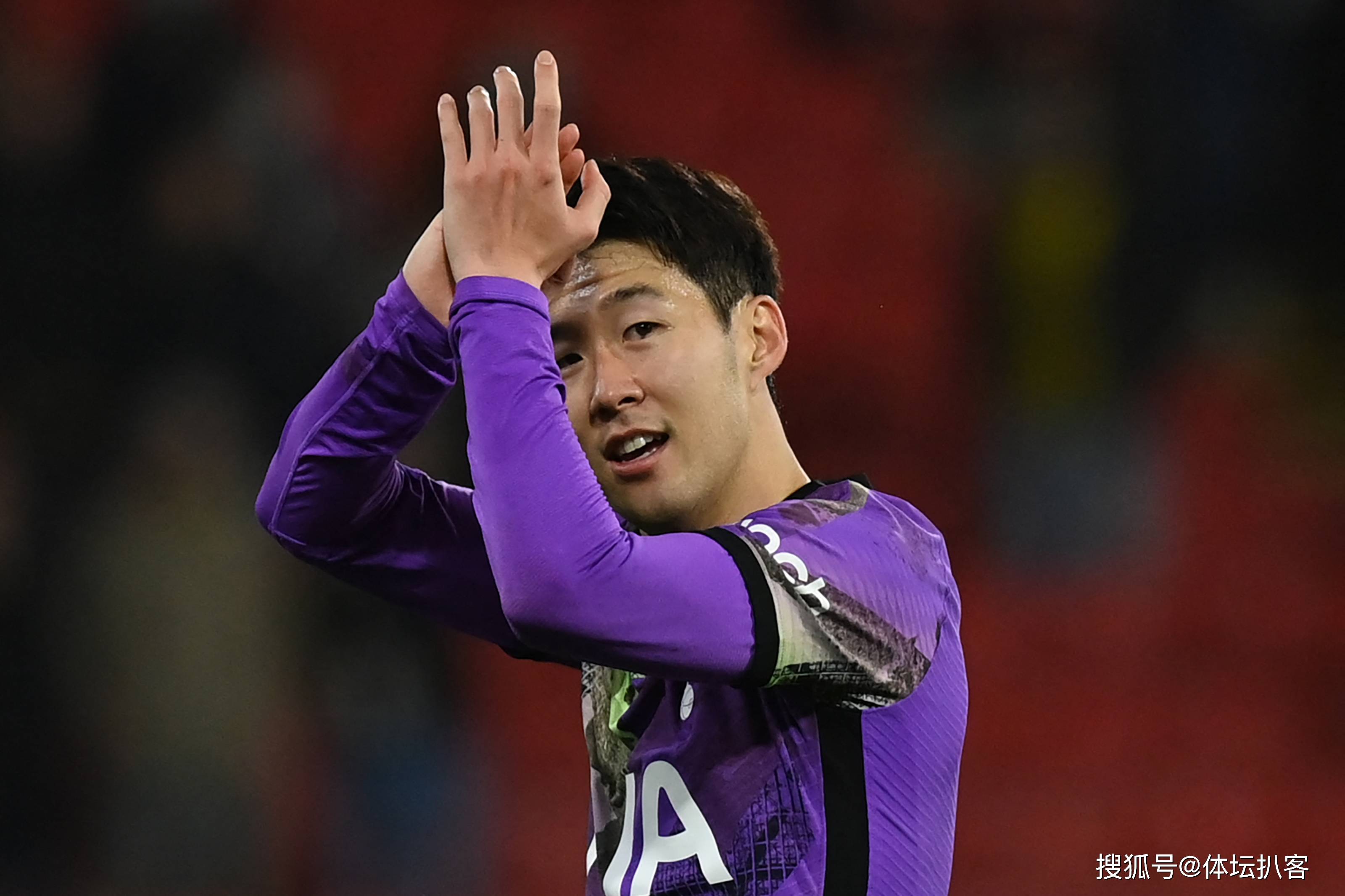 原创全球盛赞孙兴慜世界最佳能在皇马踢主力拿金靴堪比人类登月