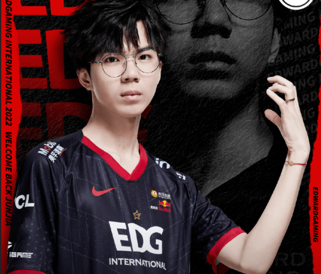 原创昔日韩服第一兜兜转转再回edg阿布回来至少还有训练赛打