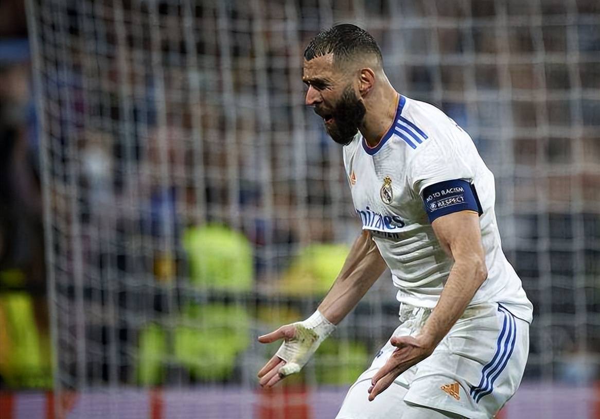 "绿叶"角色中走出,也没有因为薪资问题与弗洛伦蒂诺·佩雷斯大吵大闹